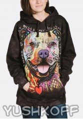 Так выглядит толстовка на девочке